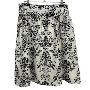 Anne Carson 100% Silk Floral Skirt Sz 4 White Black Damask Knee Length VGUC